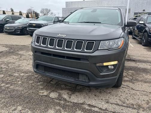 2017 Jeep New Compass Latitude