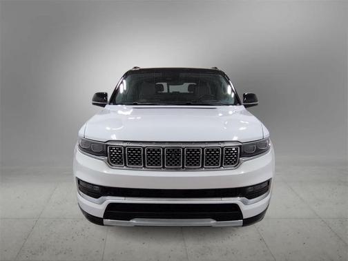 2023 Jeep Grand Wagoneer 4x4