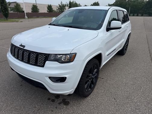 2021 Jeep Grand Cherokee Laredo