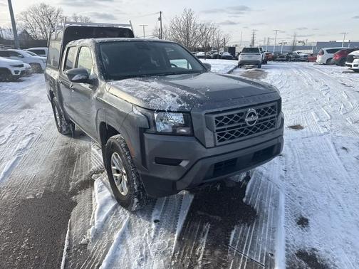 2024 Nissan Frontier SV