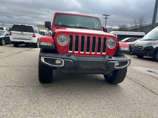 2021 Jeep Gladiator Overland