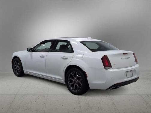 2017 Chrysler 300 S
