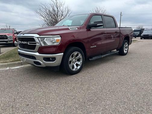 Delmonico Red Pearlcoat 2021 RAM 1500 Big Horn/Lone Star
