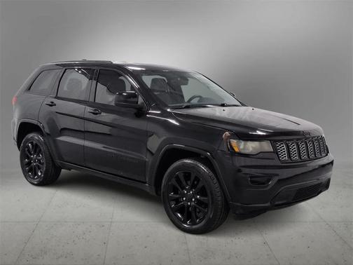 2017 Jeep Grand Cherokee Altitude