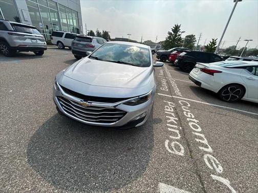 2021 Chevrolet Malibu FWD LT
