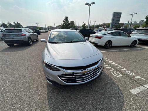 2021 Chevrolet Malibu FWD LT