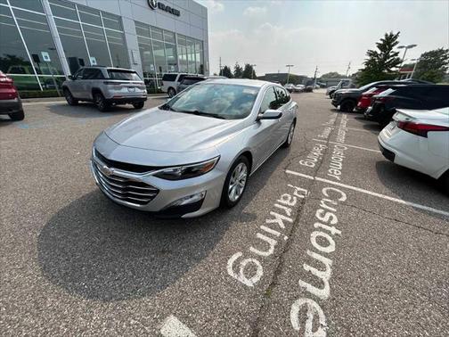 2021 Chevrolet Malibu FWD LT