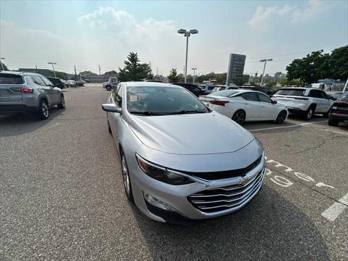 2021 Chevrolet Malibu FWD LT