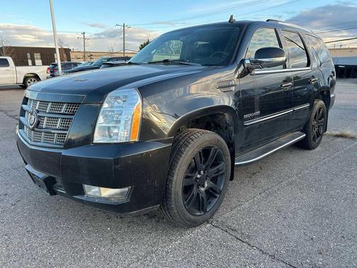 2012 Cadillac Escalade Luxury