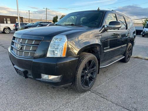 2012 Cadillac Escalade Luxury