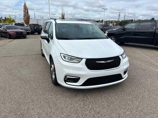 2023 Chrysler Pacifica Limited