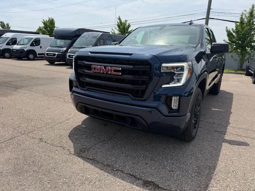 Pacific Blue Metallic 2022 GMC Sierra 1500 Elevation