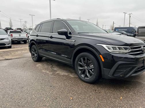 2024 Volkswagen Tiguan 2.0T SE 4MOTION