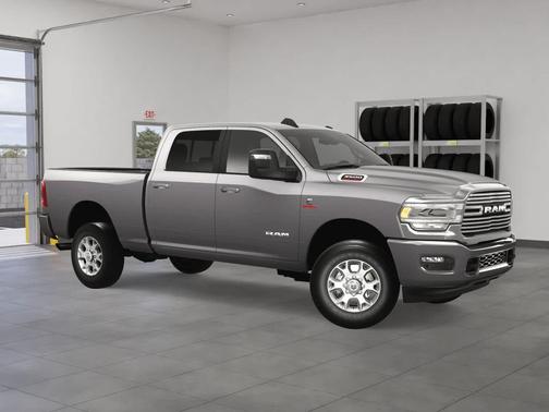 2024 RAM 3500 Laramie Crew Cab 4x4 6'4' Box