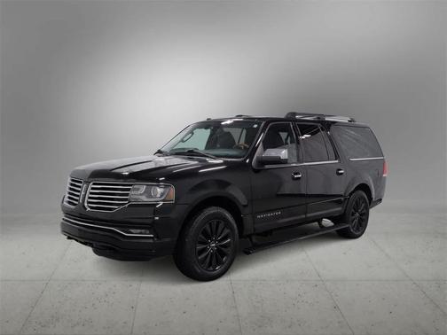 2017 Lincoln Navigator Select