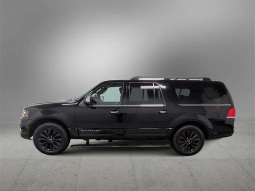 2017 Lincoln Navigator Select