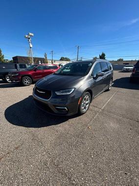 2021 Chrysler Pacifica Hybrid Limited