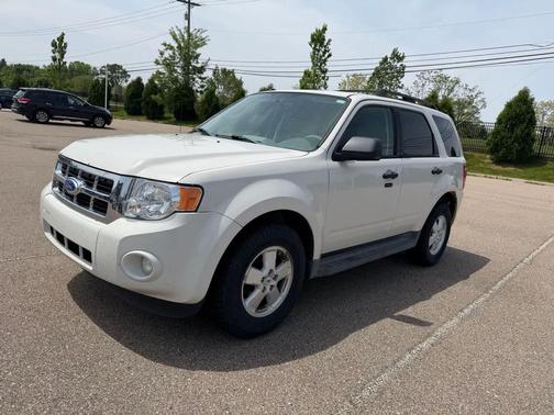 STONE PREM CLOTH SEATS 2011 Ford Escape XLT