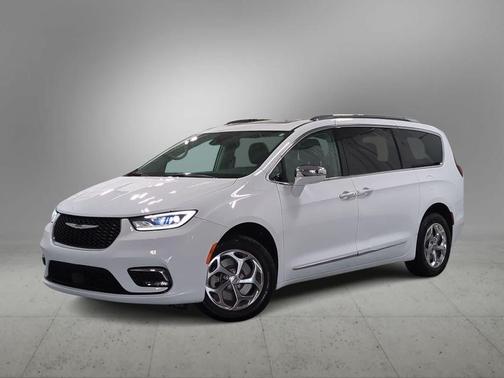 Bright White Clearcoat 2021 Chrysler Pacifica Limited