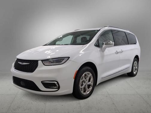 Bright White Clearcoat 2021 Chrysler Pacifica Limited