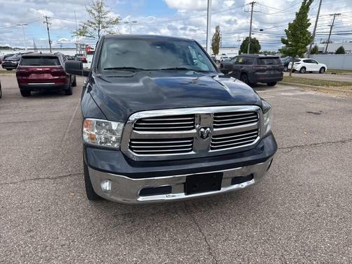 2016 RAM 1500 SLT