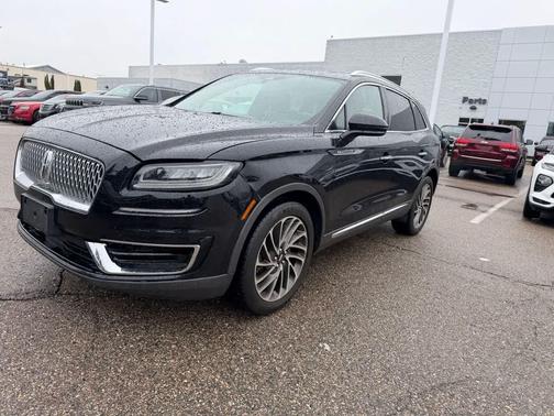 INFINITE BLACK 2020 Lincoln Nautilus Reserve