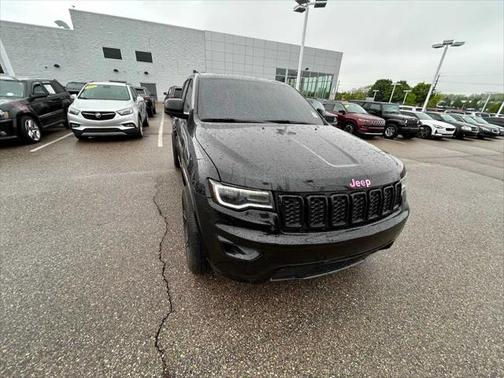 2021 Jeep Grand Cherokee Laredo