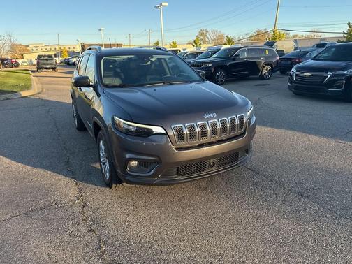 2021 Jeep Cherokee Latitude Lux