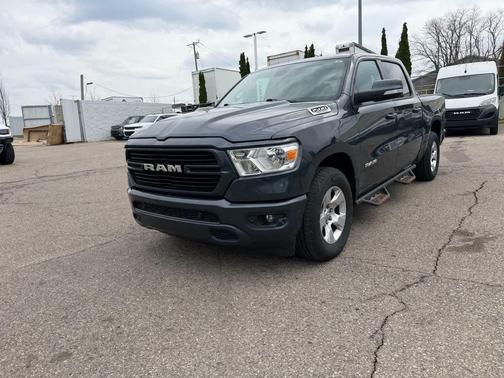 Maximum Steel Metallic Clearcoat 2019 RAM 1500 Big Horn
