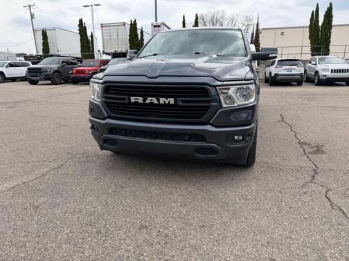 Maximum Steel Metallic Clearcoat 2019 RAM 1500 Big Horn