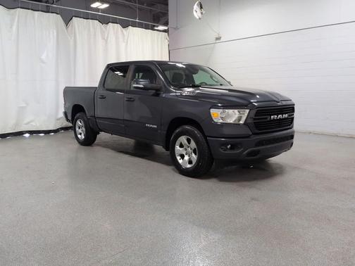 Maximum Steel Metallic Clearcoat 2019 RAM 1500 Big Horn