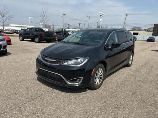 2019 Chrysler Pacifica Touring Plus