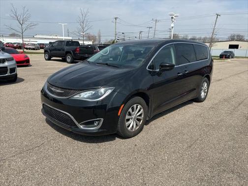 2019 Chrysler Pacifica Touring Plus