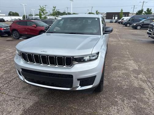 2024 Jeep Grand Cherokee L Laredo