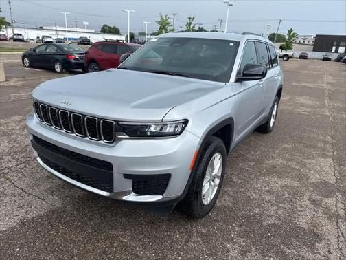 2024 Jeep Grand Cherokee L Laredo