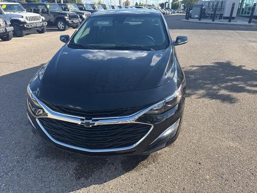 2024 Chevrolet Malibu FWD RS
