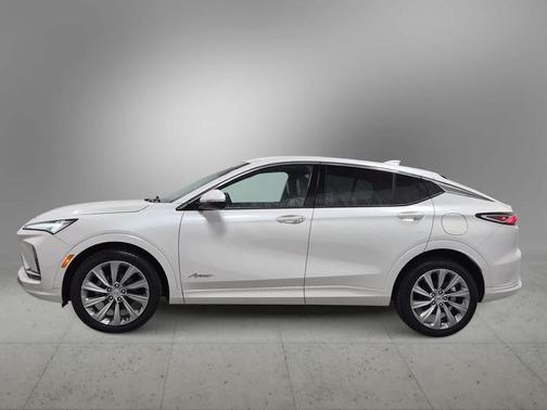 White Frost Tricoat 2024 Buick Envista Avenir FWD