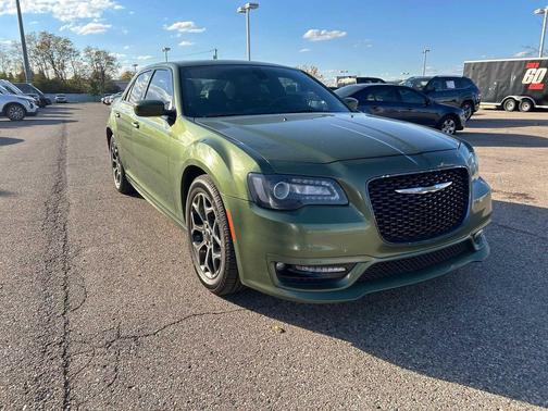2018 Chrysler 300 S