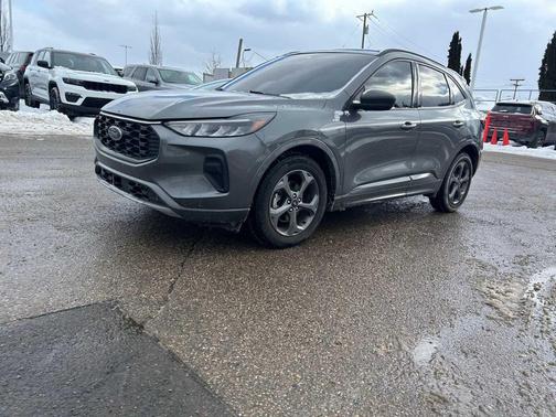 2023 Ford Escape ST-Line