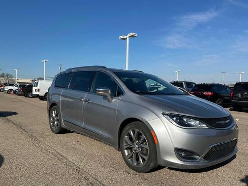 2020 Chrysler Pacifica Limited