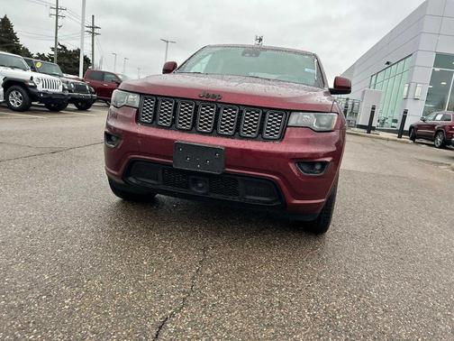 2021 Jeep Grand Cherokee Laredo