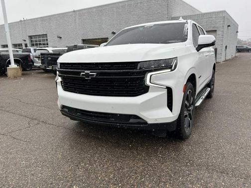 2023 Chevrolet Tahoe 4WD RST