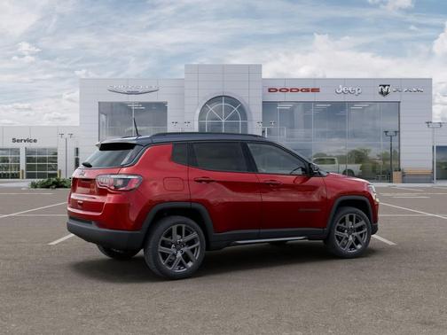 Red Hot Pearlcoat 2026 Jeep Compass Limited