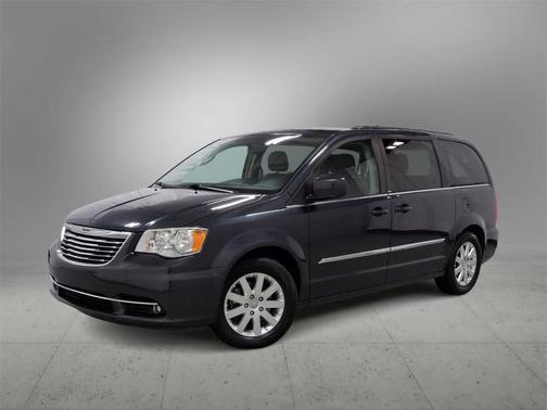 2013 Chrysler Town & Country Touring