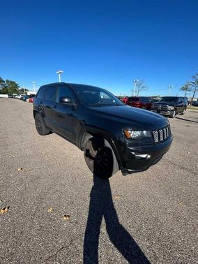 2019 Jeep Grand Cherokee Altitude