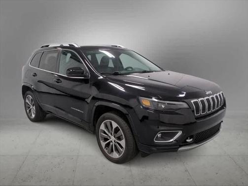 2019 Jeep Cherokee Overland