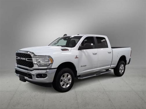 2022 RAM 2500 Big Horn Crew Cab 4x4 6'4' Box
