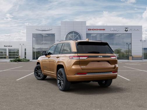 Copper Shino Metallic Clearcoat 2026 Jeep Grand Cherokee Limited