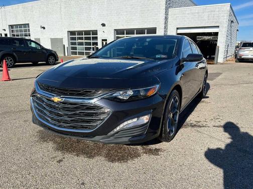 2022 Chevrolet Malibu FWD LT