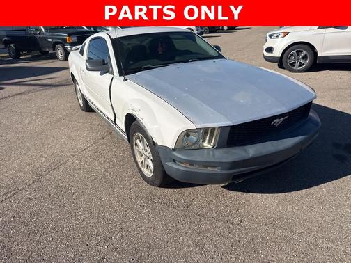 2006 Ford Mustang Deluxe